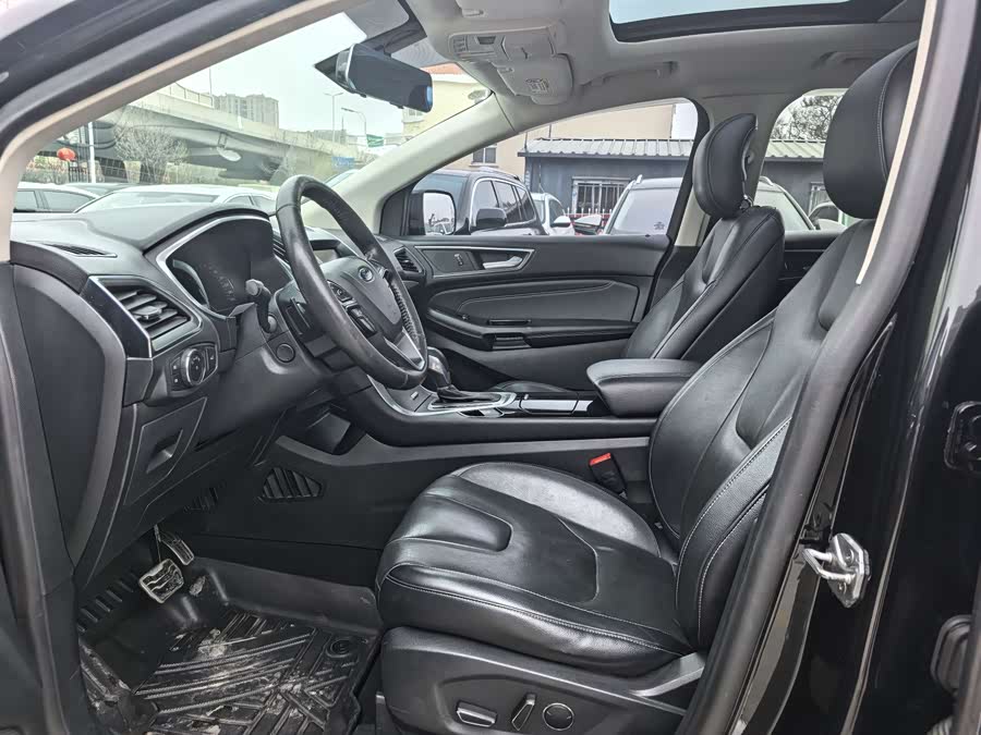 Ford Edge 2015
