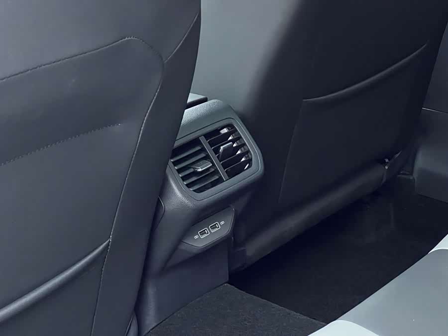 Volkswagen Bora 2023