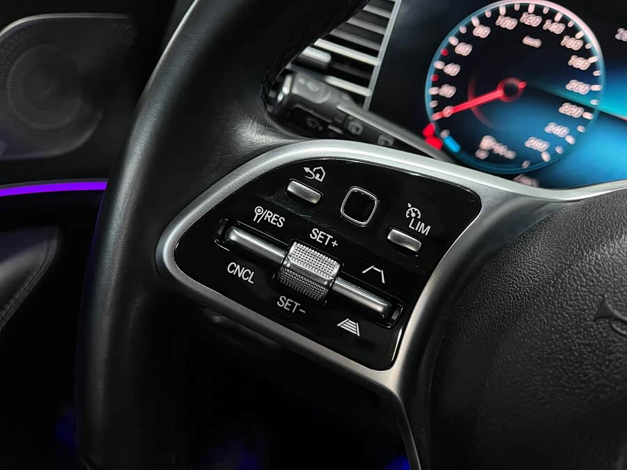 Mercedes-Benz GLE 2020 — фото 21