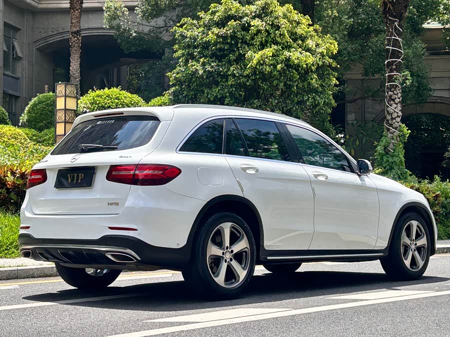 Mercedes-Benz GLC 2017 — фото 21