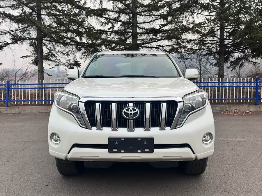Toyota Prado 2016