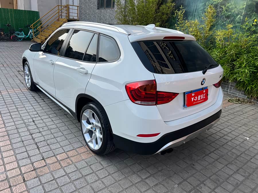 BMW X1 2014 — фото 26