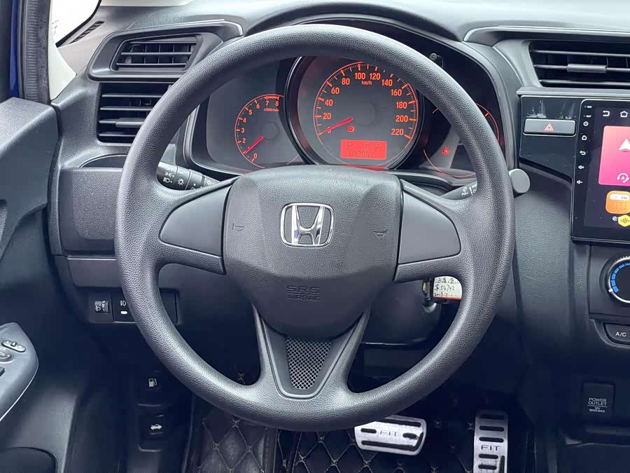 Honda Fit 2018 — фото 12