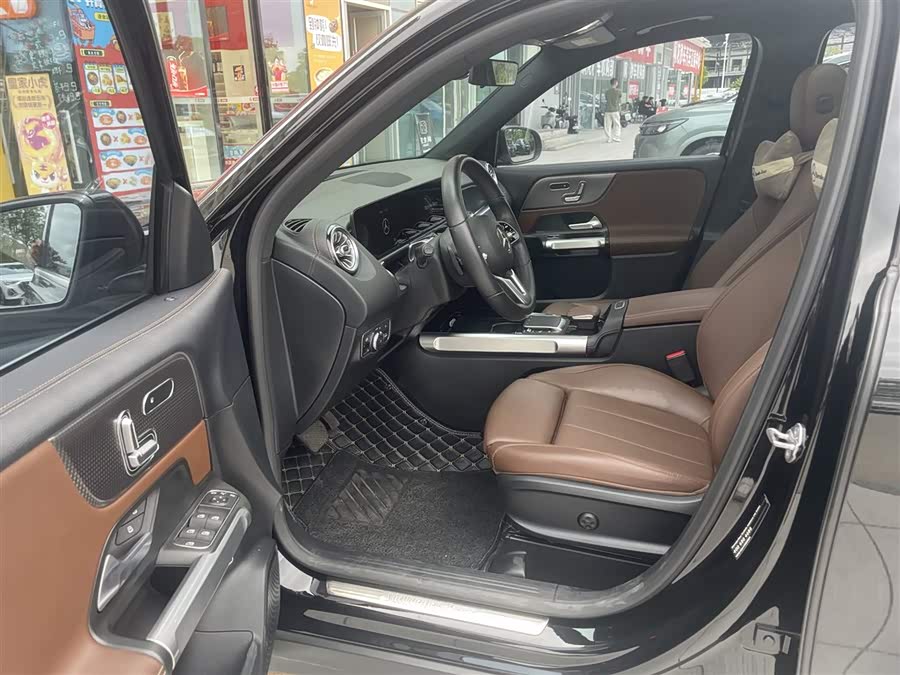 Mercedes-Benz GLB 2021