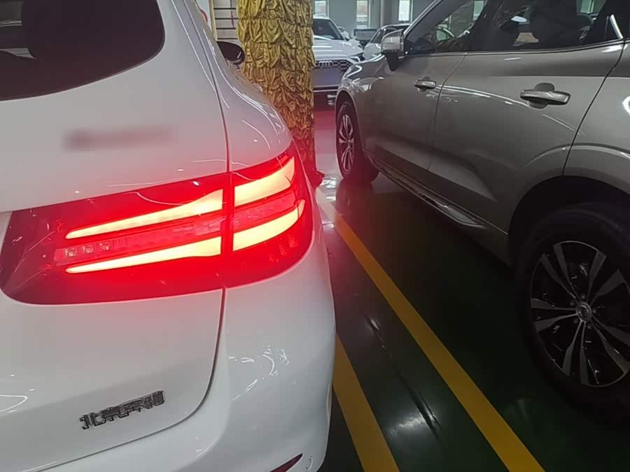 Mercedes-Benz GLC 2018 — фото 8