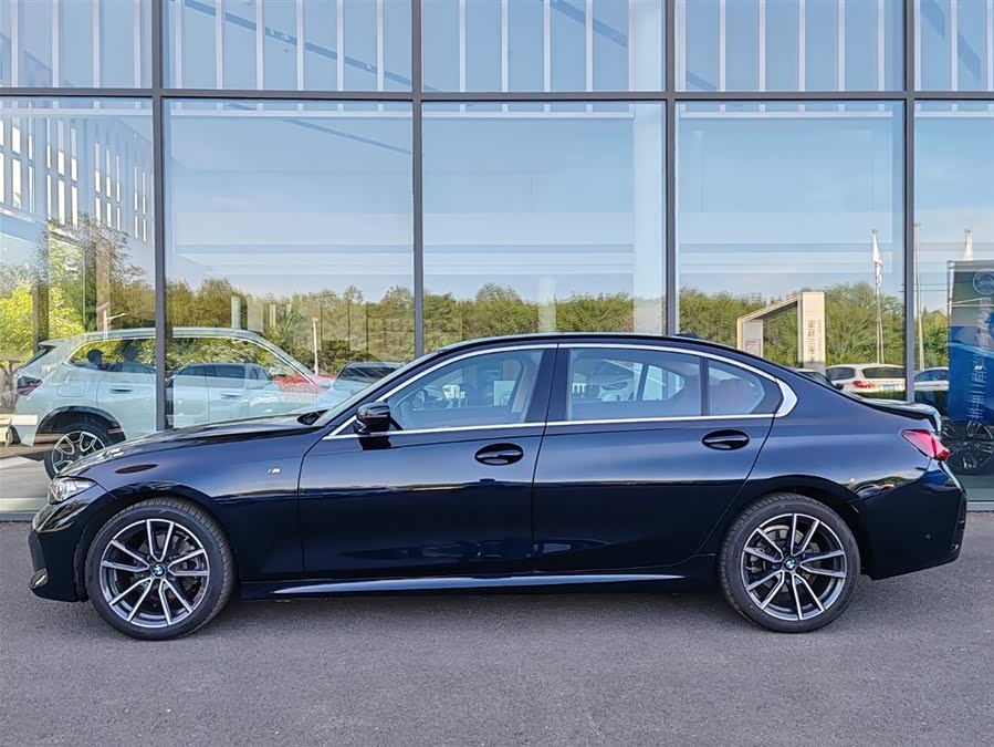 BMW 3 Series 2025
