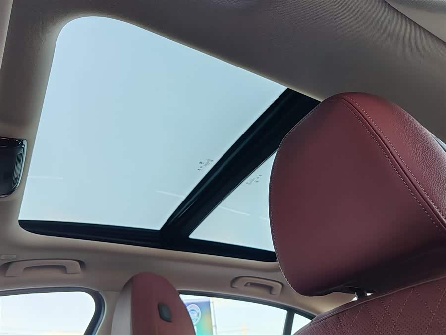 BMW 3 Series 2025 — фото 17