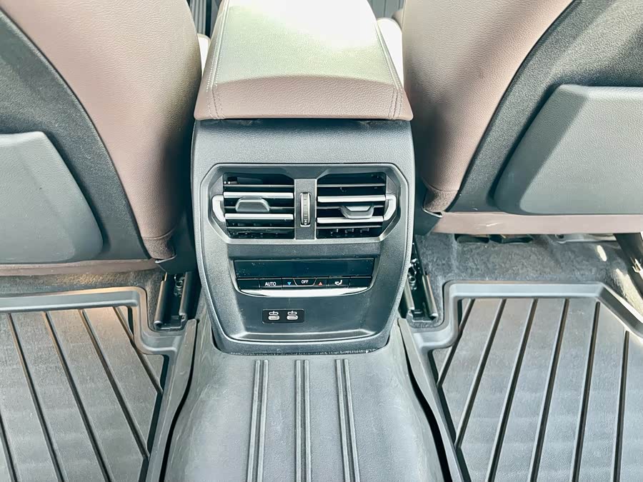 BMW 3 Series 2021 — фото 15