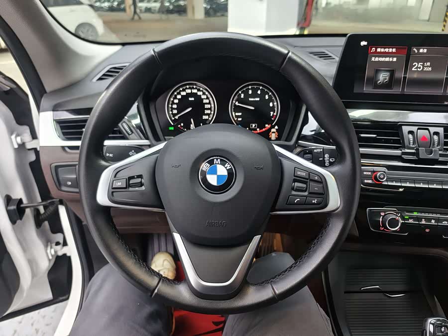 BMW X1 2022 — фото 20