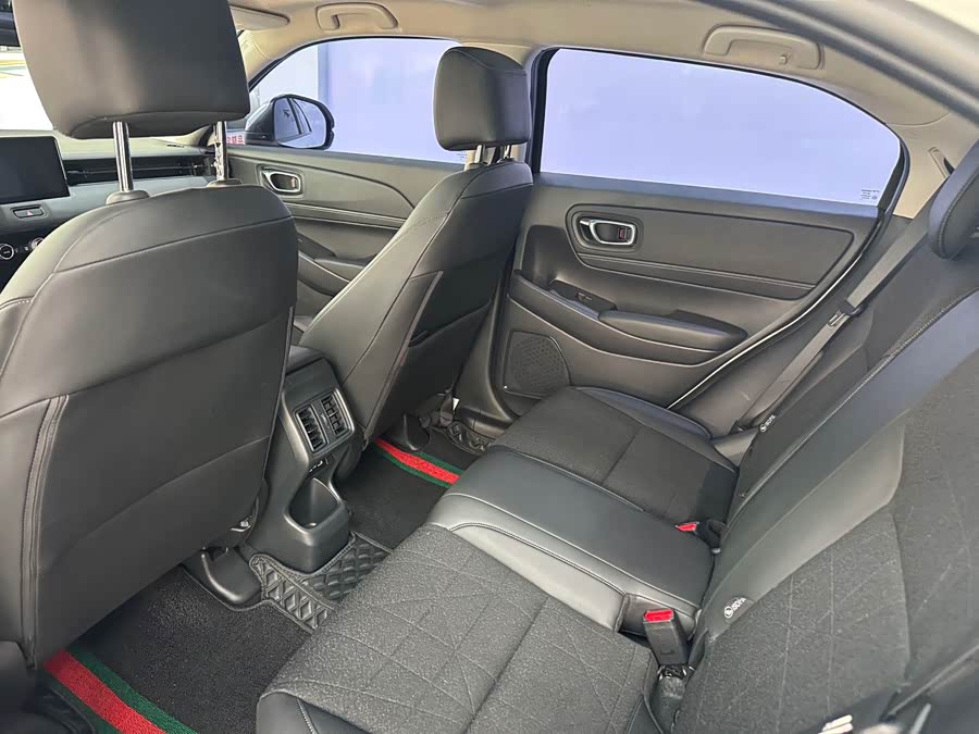 Honda Vezel 2023 — фото 10