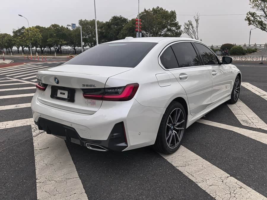 BMW 3 Series 2024