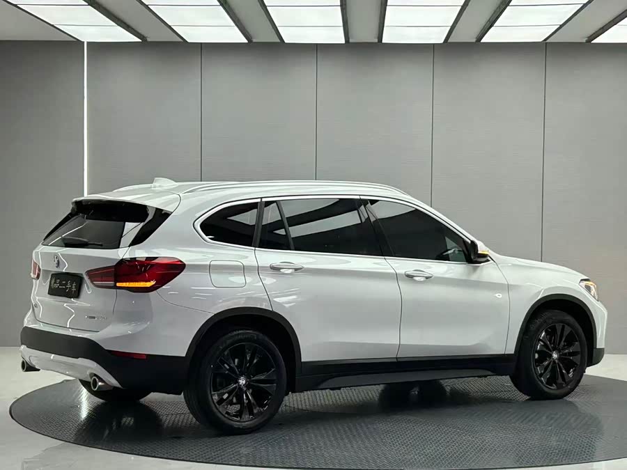 BMW X1 2021