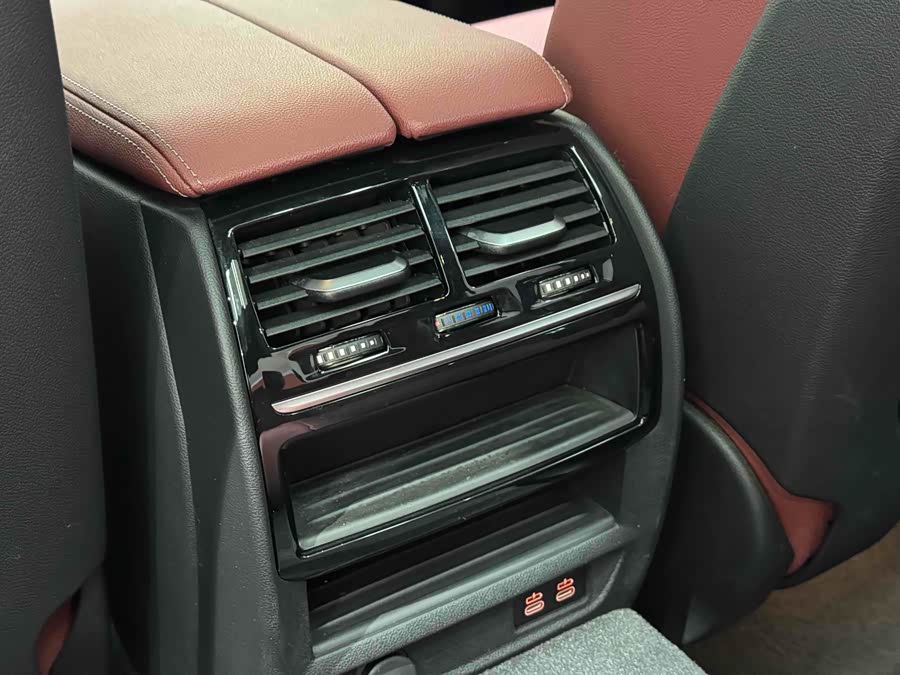 BMW 5 Series 2023 — фото 19