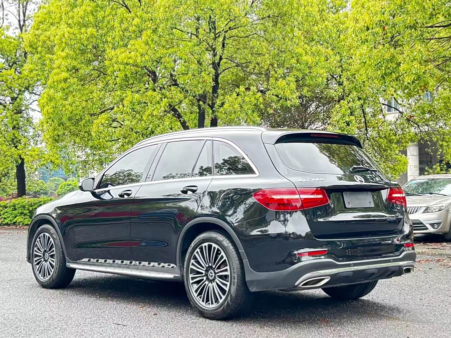 Mercedes-Benz GLC 2018 — фото 9