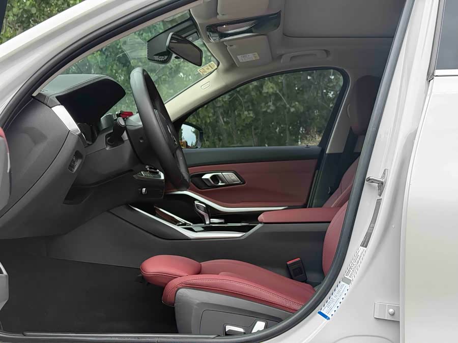 BMW 3 Series 2021