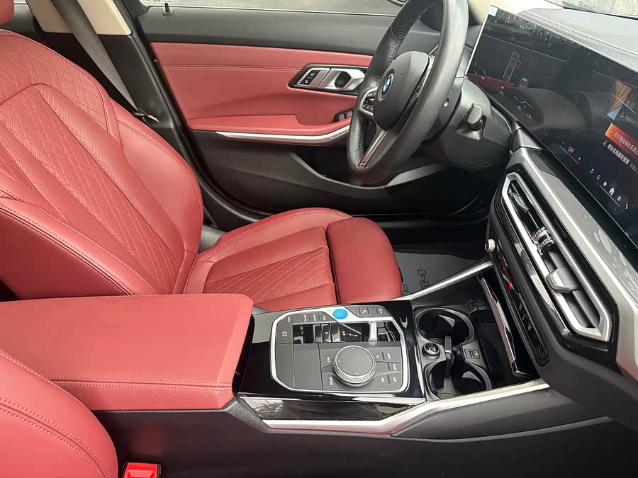 BMW i3 2024 — фото 13