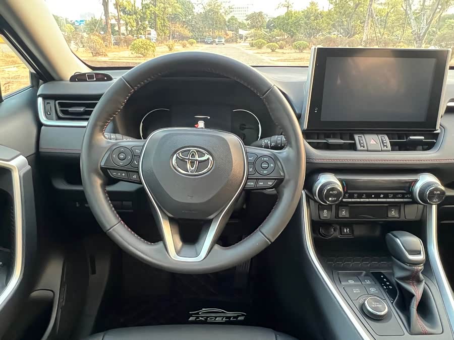 Toyota RAV4 Rongfang Dual Engine E+ 2022 — фото 13