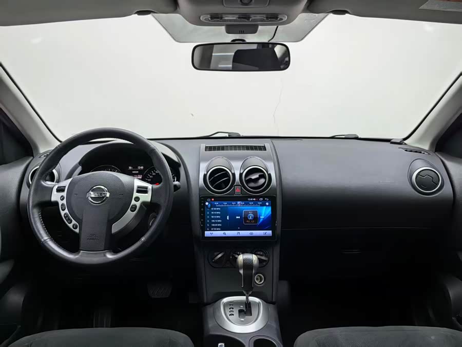 Nissan Qashqai 2015