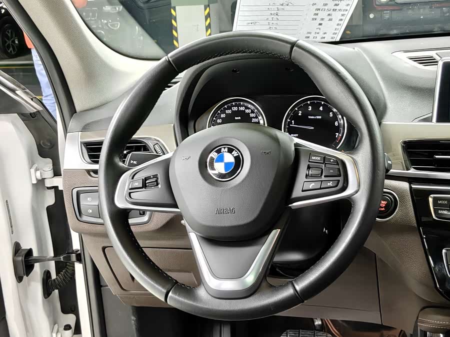 BMW X1 2019 — фото 14