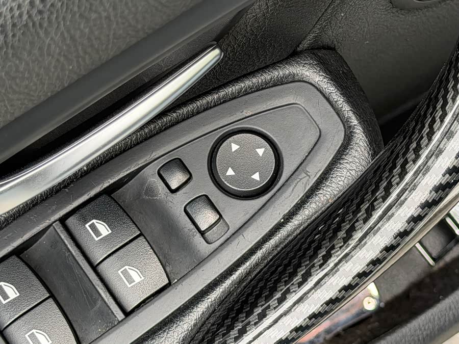 BMW 3 Series 2015 — фото 32