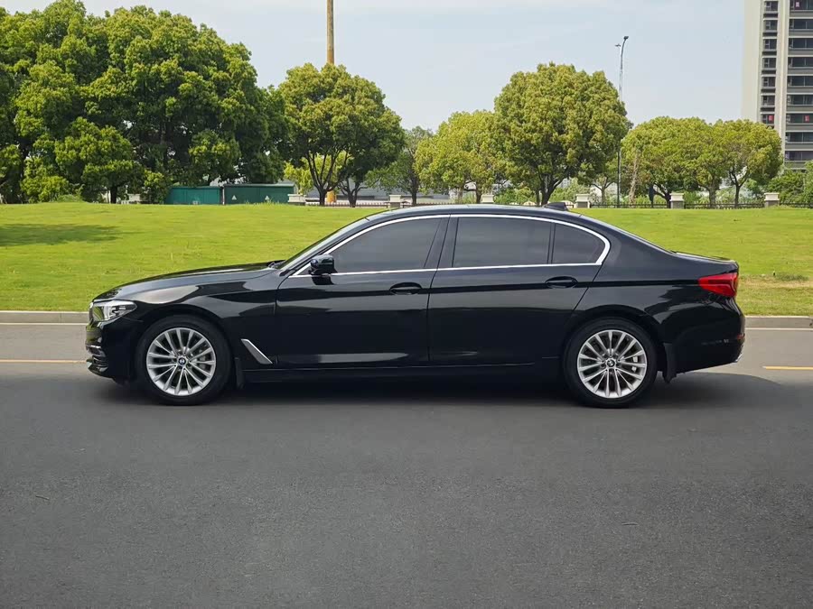 BMW 5 Series 2019