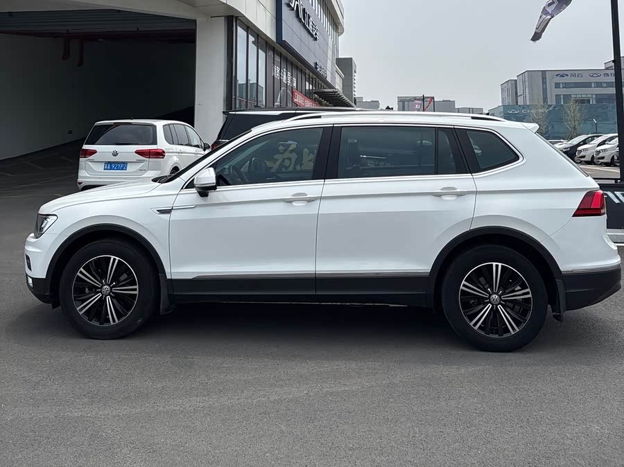 Volkswagen Tiguan L 2019