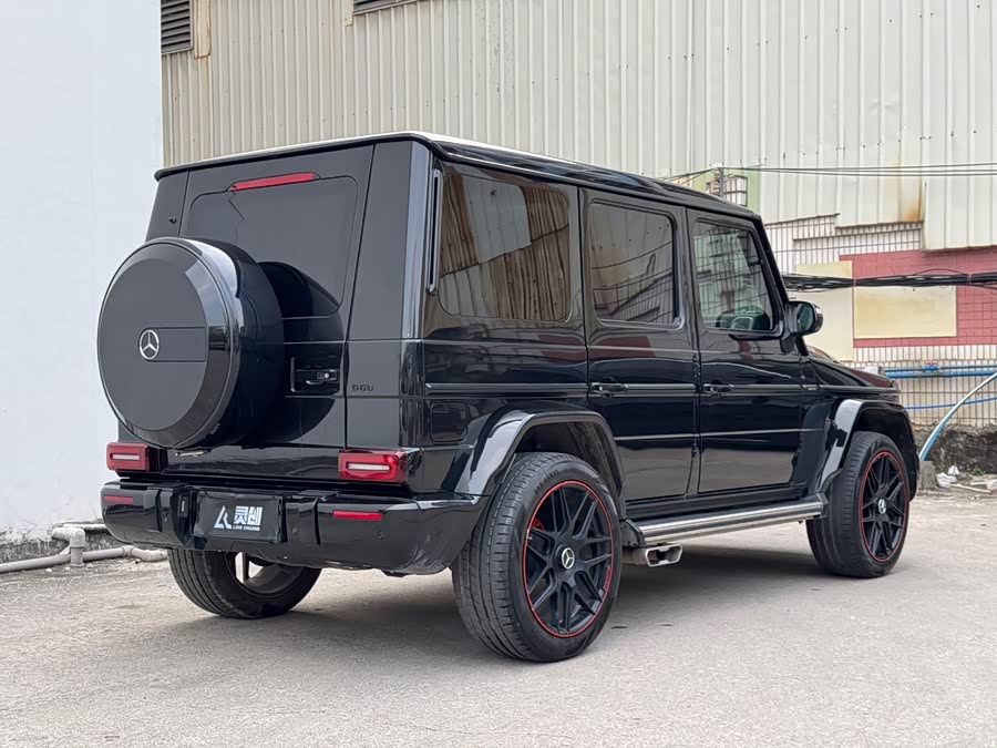 Mercedes-Benz G-Class 2010