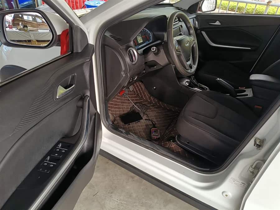 Chery Tiggo 3x 2018 — фото 16