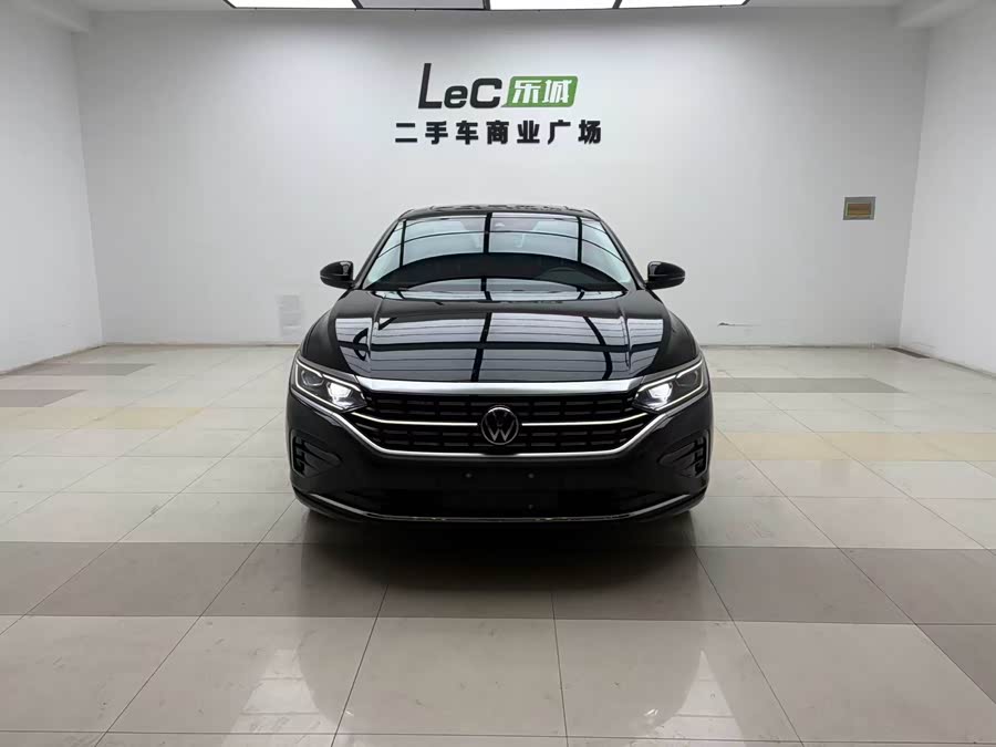 Volkswagen Passat 2023