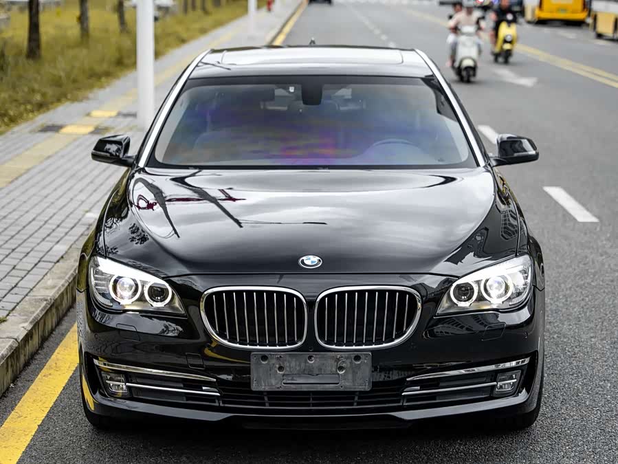 BMW 7 Series 2013