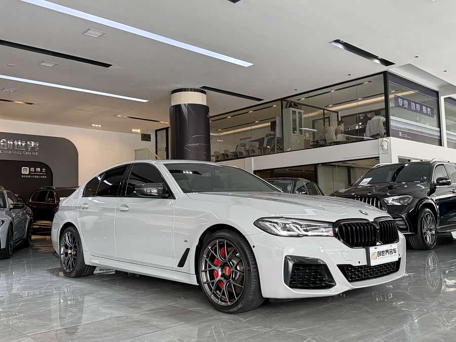 BMW 5 Series 2022