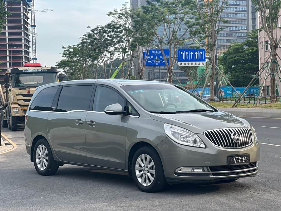 Buick GL8 2013
