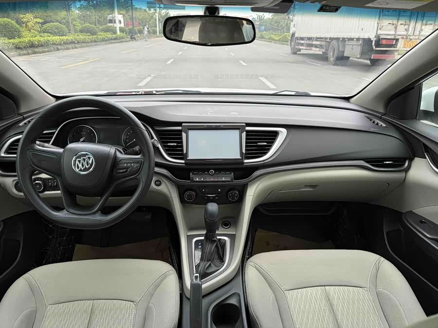 Buick Excelle 2015