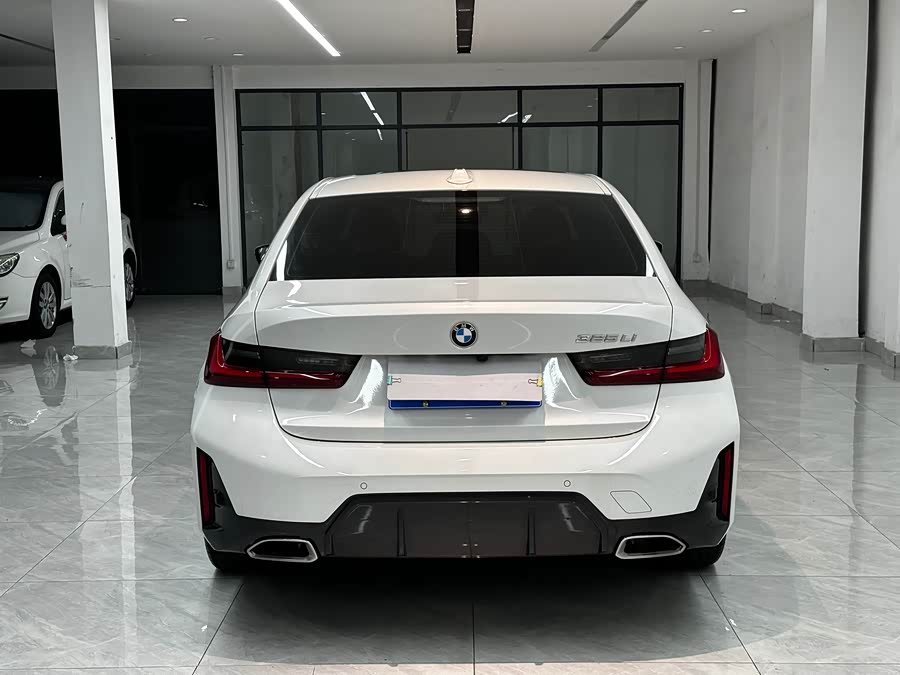 BMW 3 Series 2023