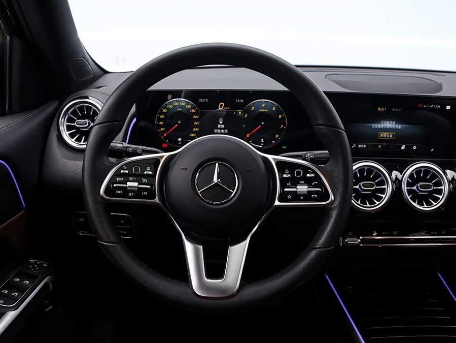Mercedes-Benz GLB 2022