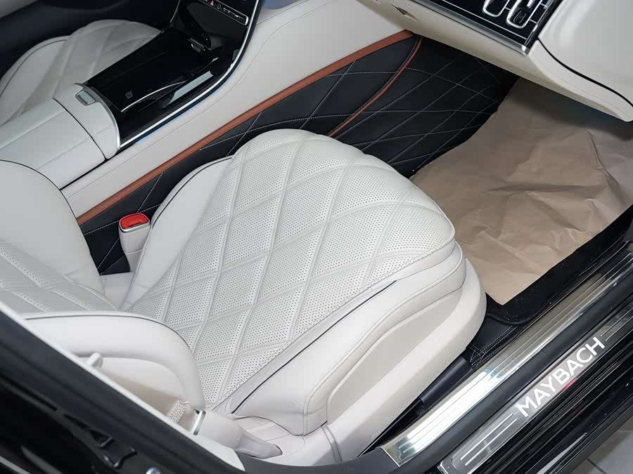 Mercedes-Benz Maybach S-Class 2023 — фото 21