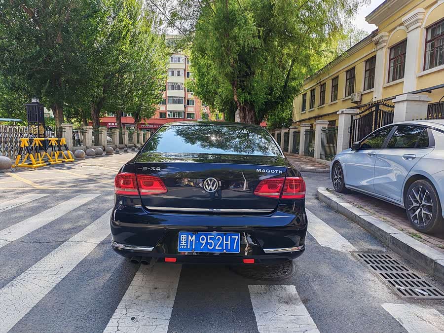 Volkswagen Magotan 2013