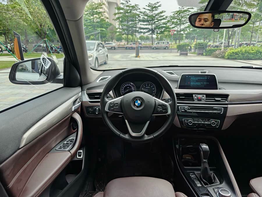 BMW X1 2018 — фото 11