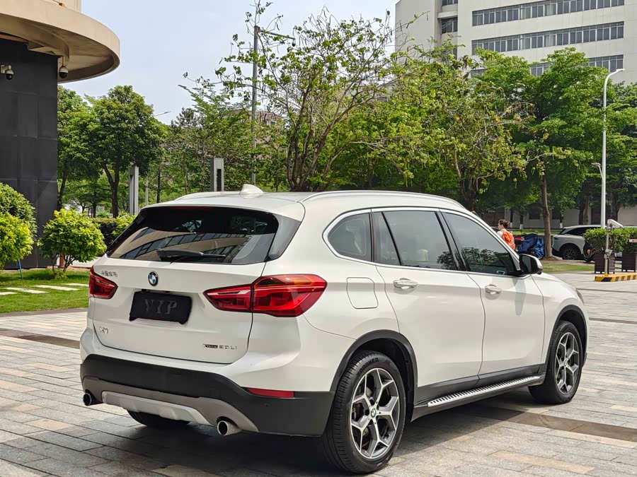 BMW X1 2018 — фото 15