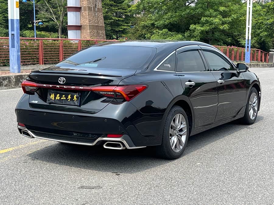 Toyota Avalon 2021