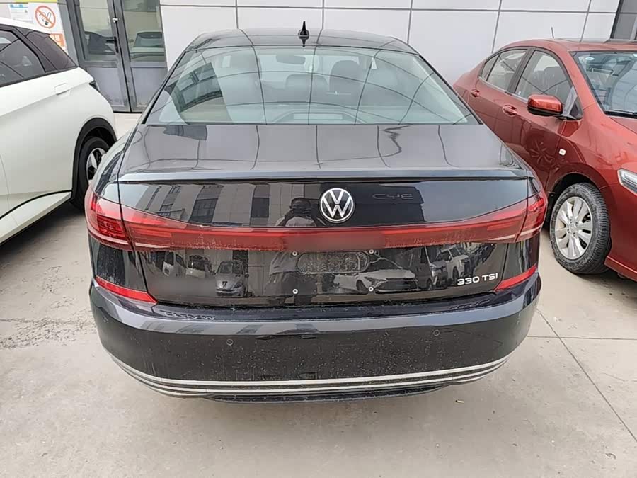 Volkswagen Passat 2022