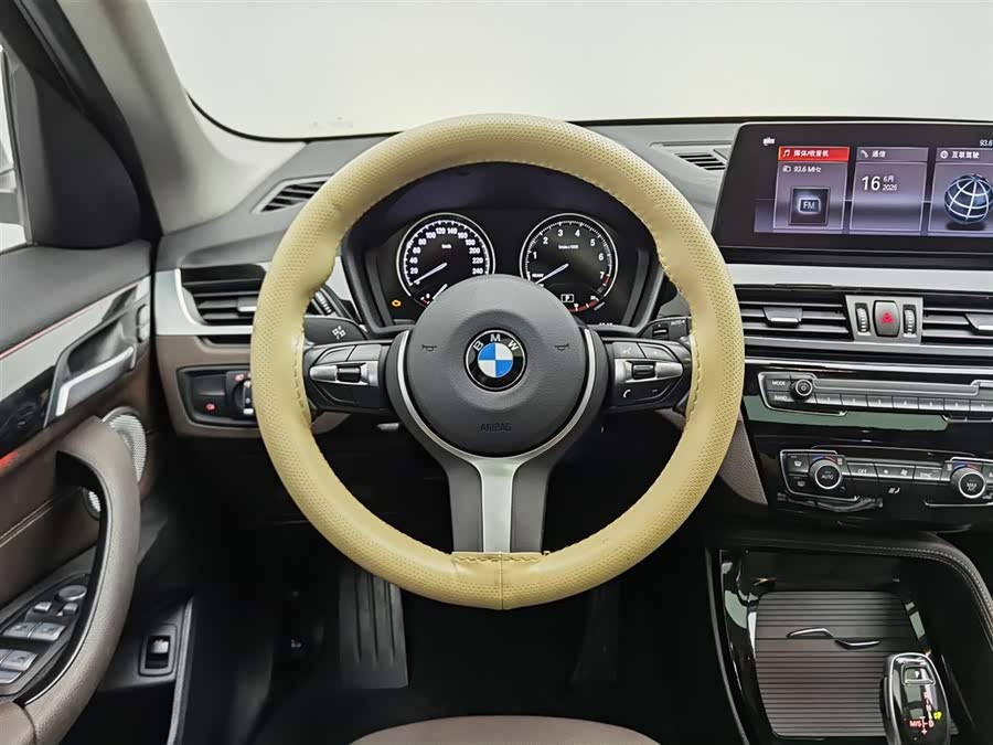 BMW X1 2021 — фото 11