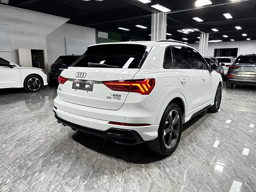 Audi Q3 2022