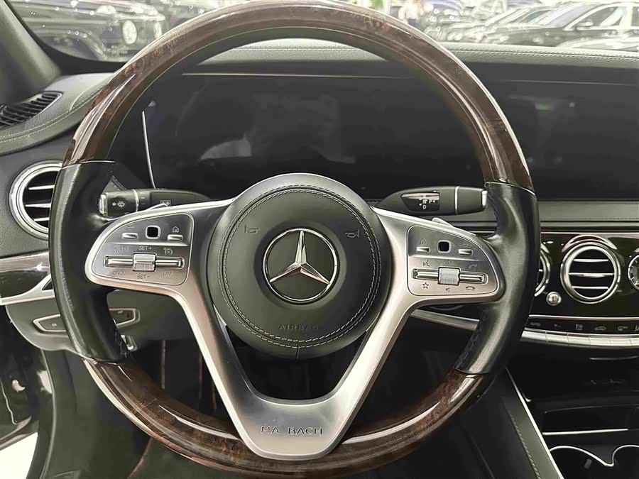 Mercedes-Benz Maybach S-Class 2020 — фото 12
