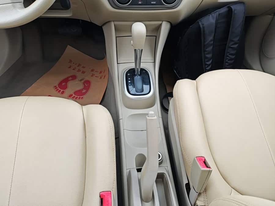 Nissan Sylphy 2019 — фото 14
