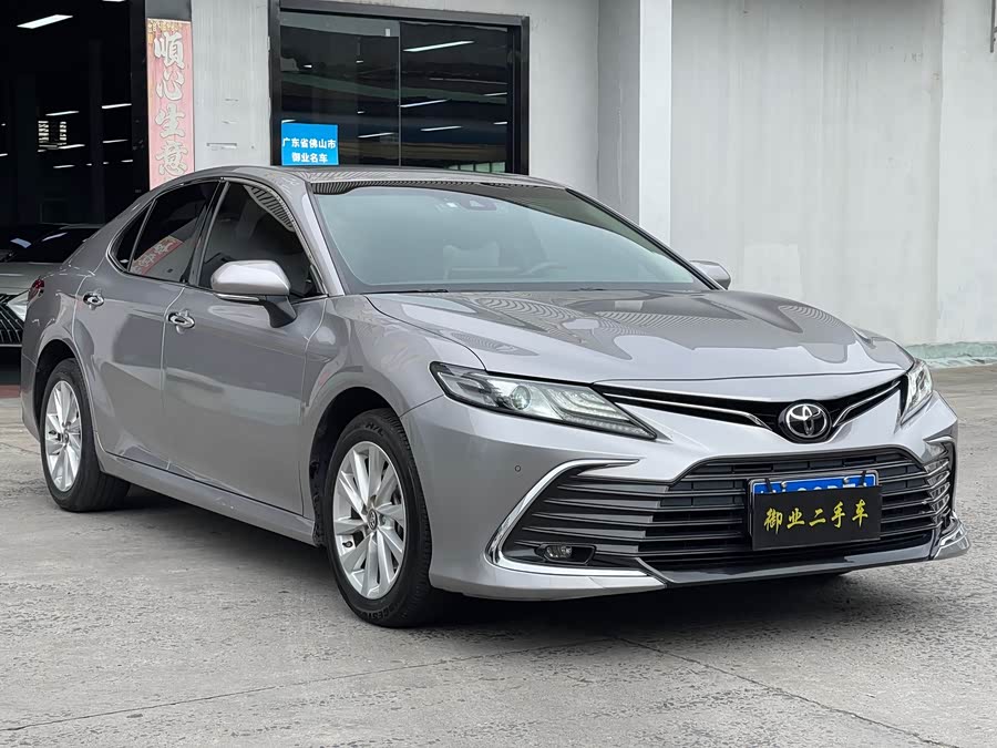Toyota Camry 2021