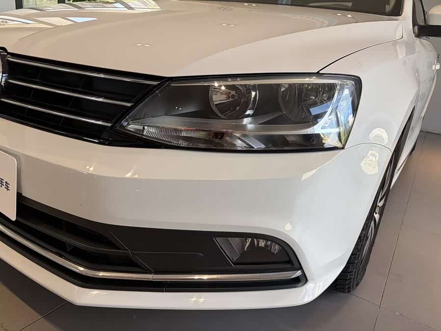 Volkswagen Sagitar 2018 — фото 12