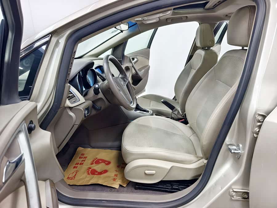 Buick Excelle GT 2013 — фото 11