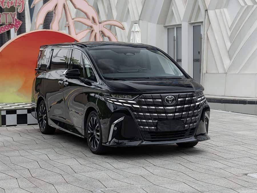 Toyota Alphard 2024