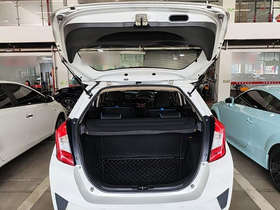 Honda Fit 2014 — фото 19